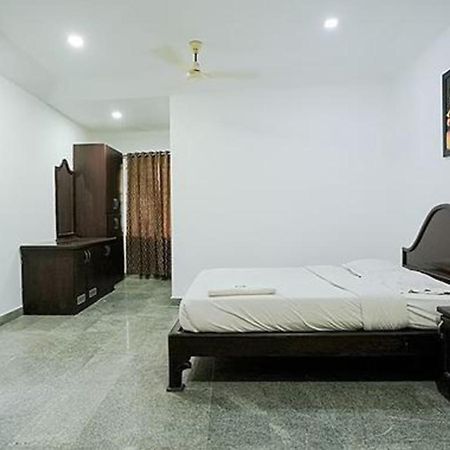 Fabhotel Lime Light Kochi Exterior foto